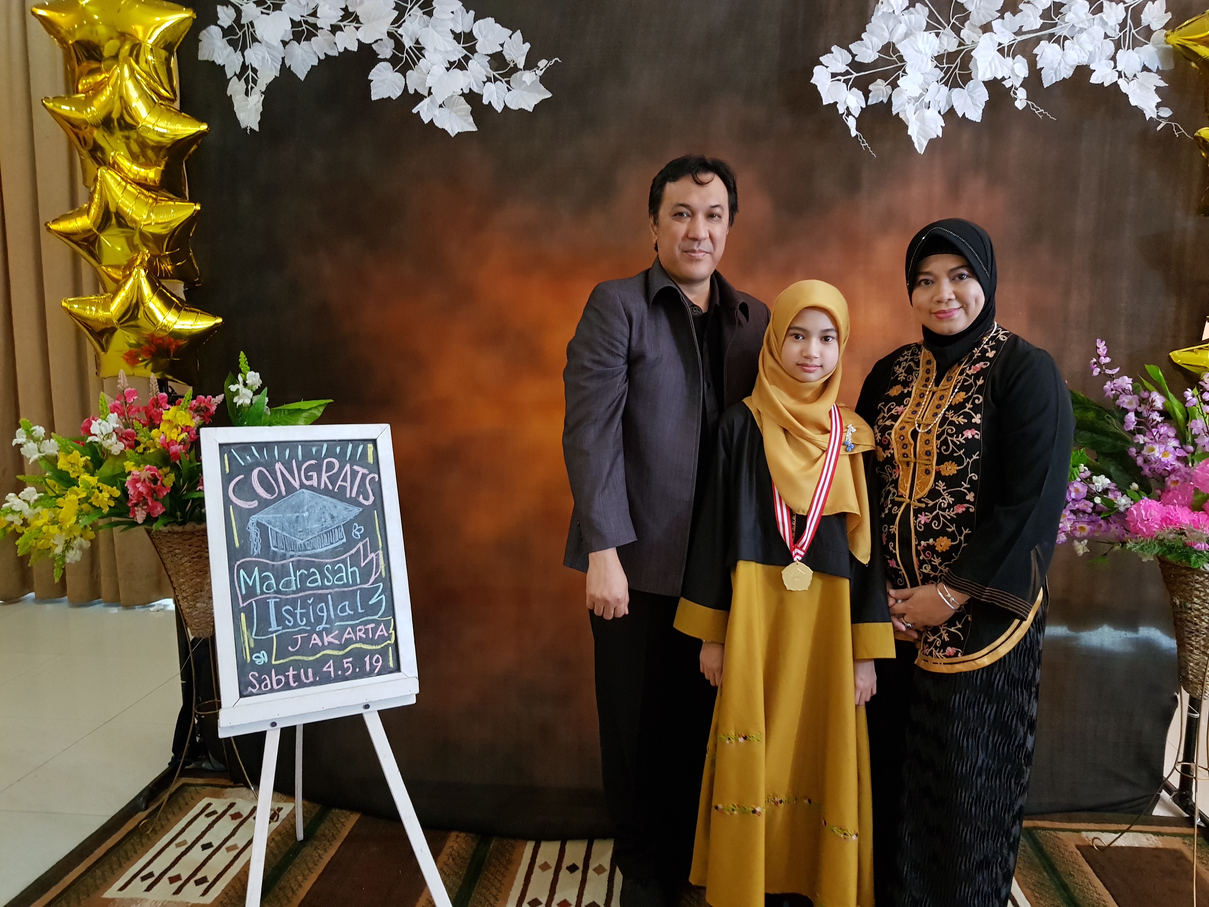 Mbak Vira graduation from Madrasah Ibtidaiyah